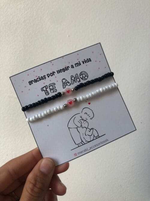 PULSERA GRACIAS/TE AMO CORAZÓN ROJO